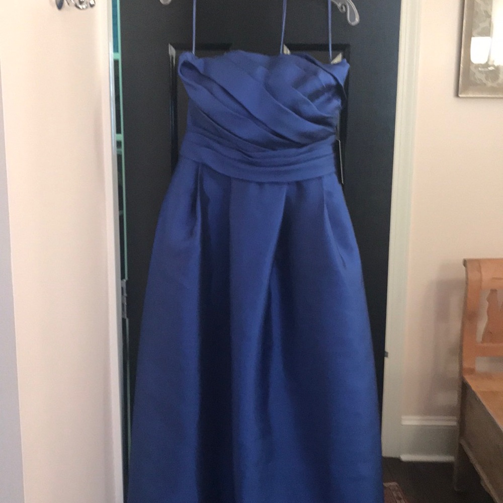 Beautiful strapless long wedding blue dress! - Picture 3 of 8
